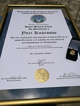 Entrega de distinción Honoris Causa In Memoria de la Universidad de San Carlos a Yuri Knórosov